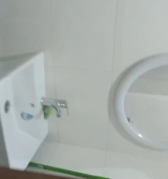 Room for rent in Farwaniya, for women and girls only