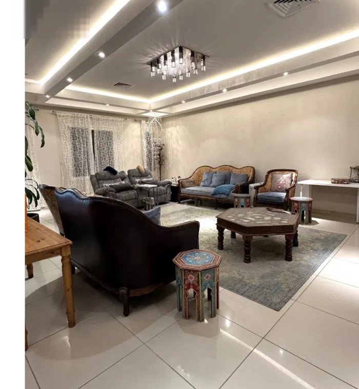 400 m2 More than 6 bedrooms Townhouse for Sale in Hawally Shuhada