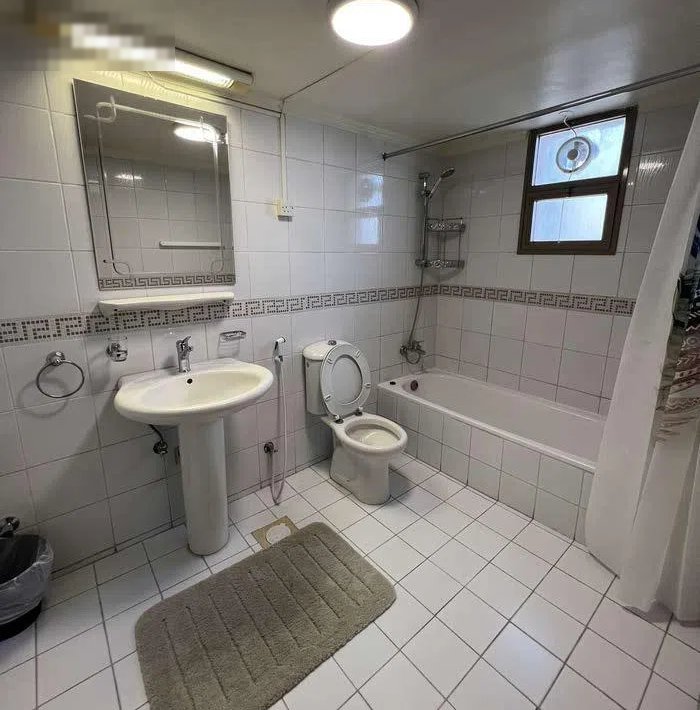 SALMIYA  Deluxe Fully Furnished 3 BR Apartment