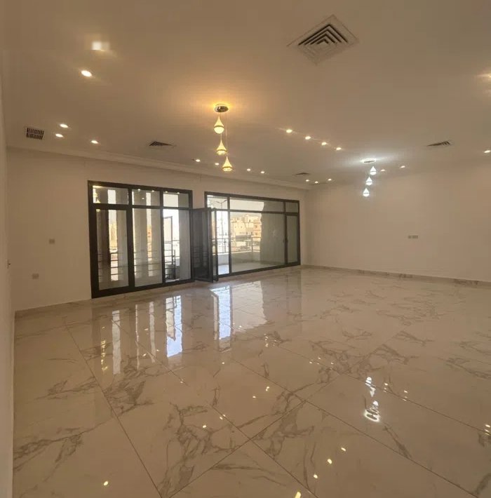 200 m2 4 Bedrooms Apartments for Rent in Mubarak Al-Kabeer Fnaitess
