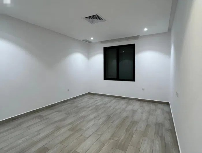 1 m2 4 Bedrooms Apartments for Rent in Hawally Salwa