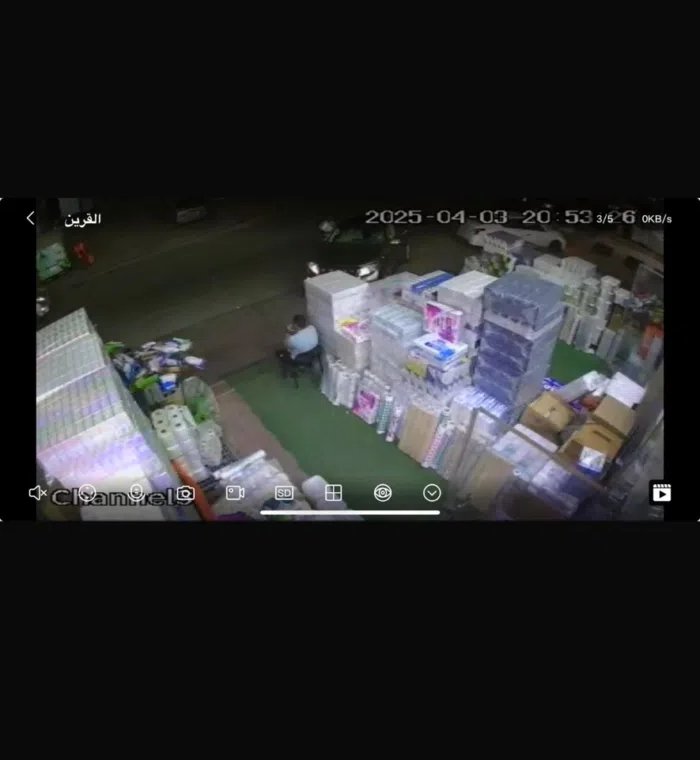 للبيع محل باسوق القرين