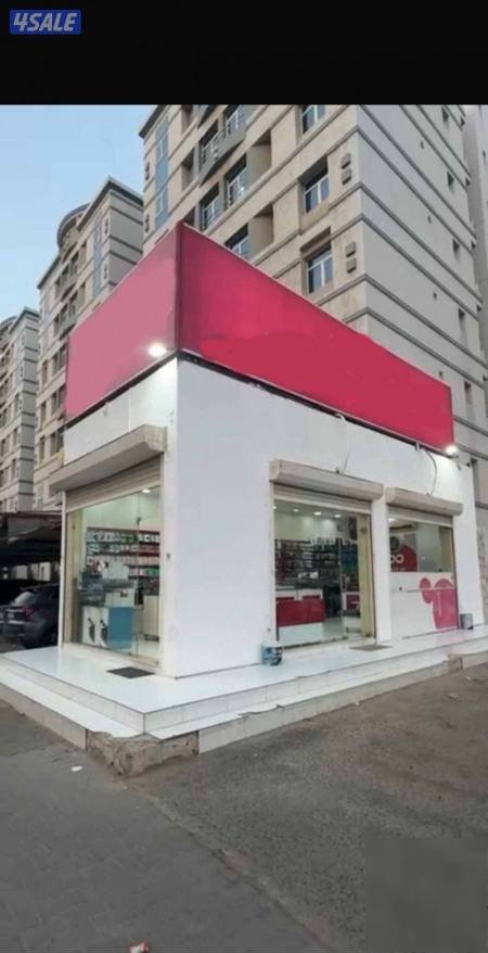 Shop 44 meter angle square complete front hospital high from all directions vision complete