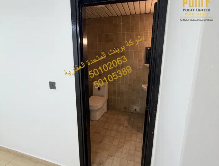 مكتب للإيجار بحولي 166 م2 الدور الثالث داخل مجمع تجاري  Office for Rent in Hawally – 166 sqm, 3rd F