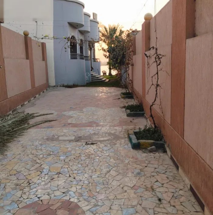 180 m2 3 Bedrooms Villa for Sale in Kuwait City Other