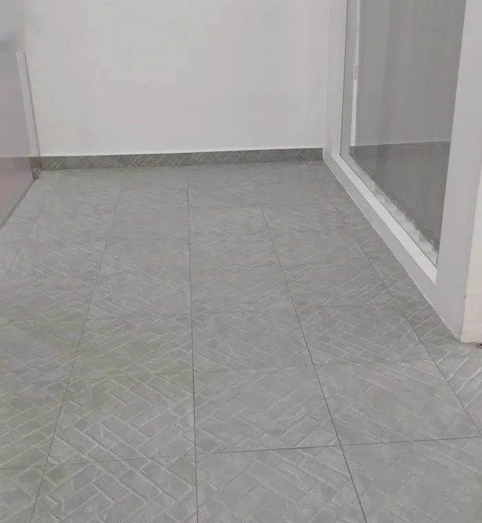 للايجار محل ميزانين 45 متر حولي نشاط زهور ونباتات موقع مميز ويوجد بارنكج سيارات