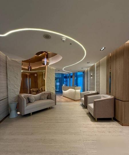 Commercial role for rent in Al-Tijaria Tower