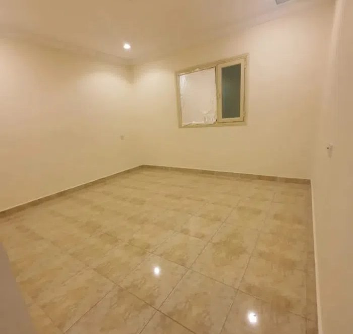 80 m2 2 Bedrooms Apartments for Rent in Hawally Salmiya