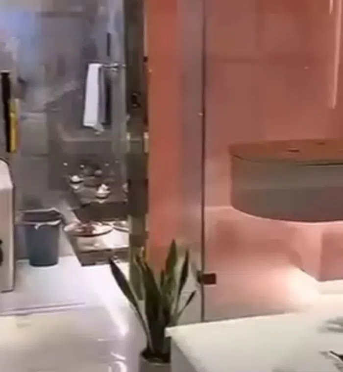 فرصه إيجار وشراء صالون راقى جدا vip بمساحه 220 متر