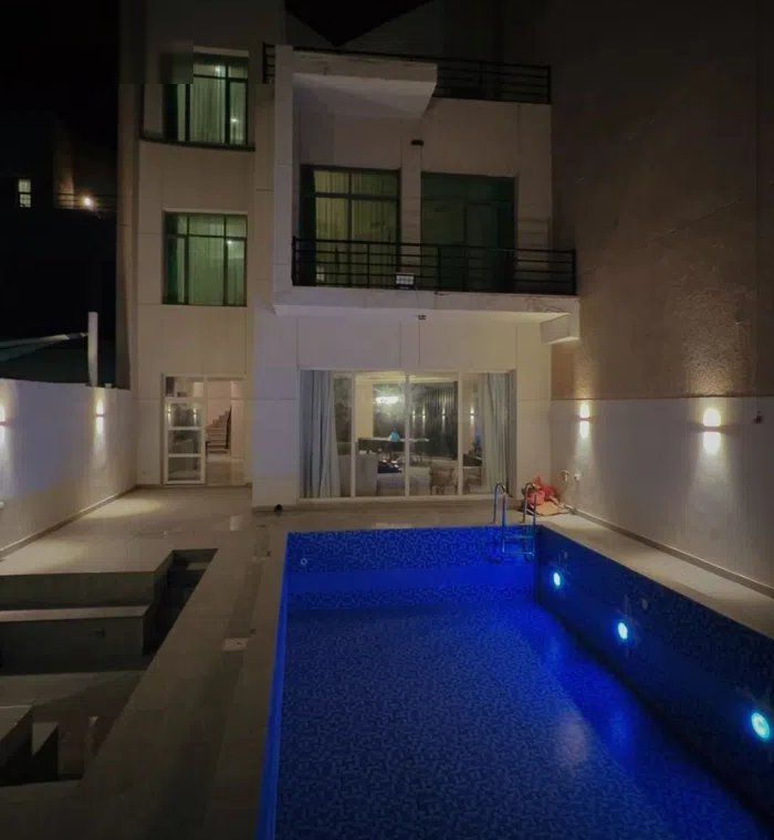 5 Bedrooms Chalet for Rent in Al Ahmadi Shalehat Al-Khairan