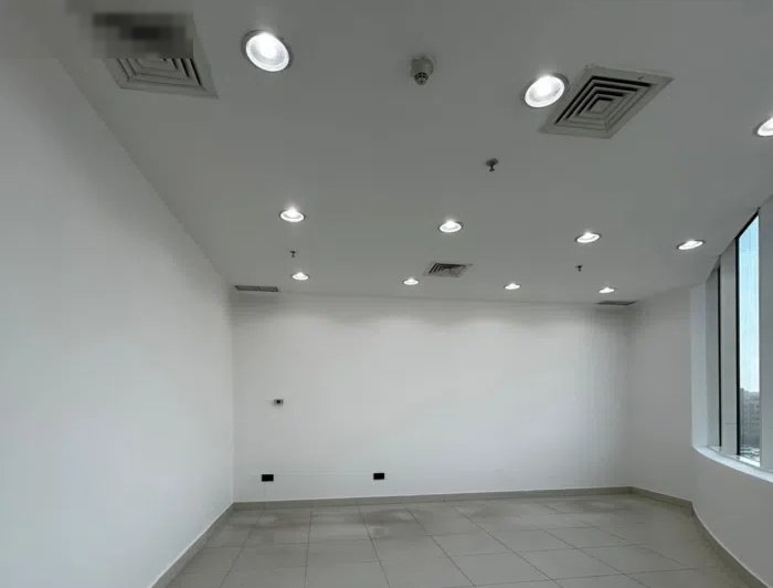 مكتب تجاري مع فترة سماح للإيجار في الفروانية