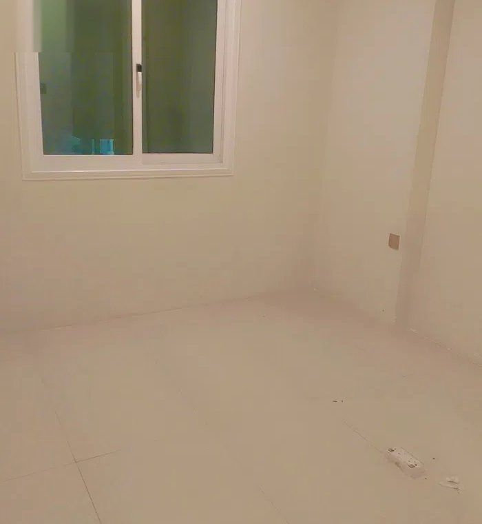 صالون نسائي بدون أغراض موقع متميز جدا