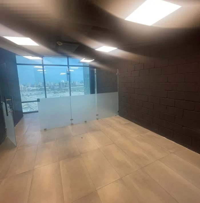 للايجار مكتب 30 متر فى المرقاب متشطب مع فترة سماح شهر