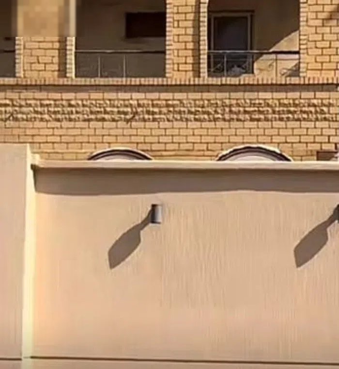 750 m2 More than 6 bedrooms Townhouse for Sale in Kuwait City Adailiya