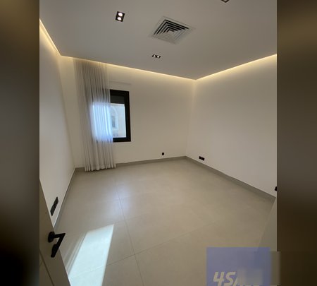 Apartment in Mishrif