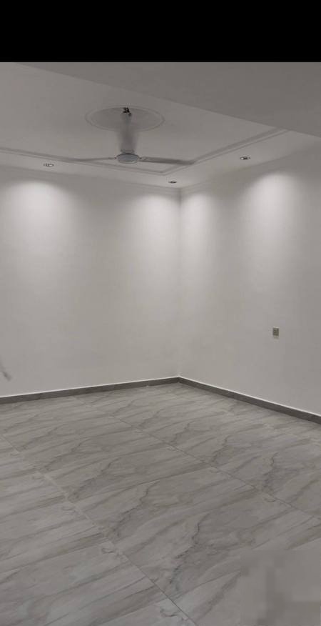 Basement two rooms and kitchen and bathroom yard big entrance wide and the house on street main