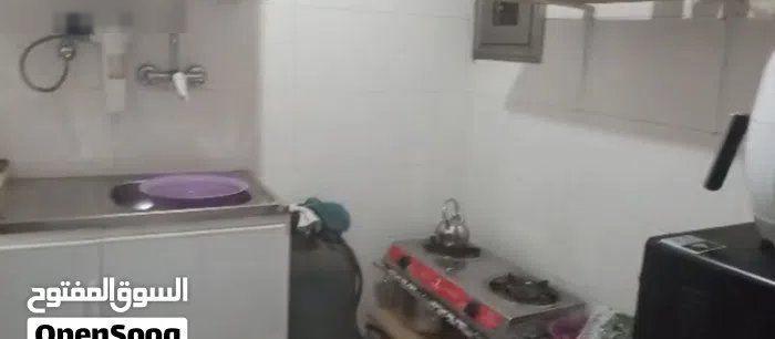 Room for rent in Farwaniya, for women and girls only