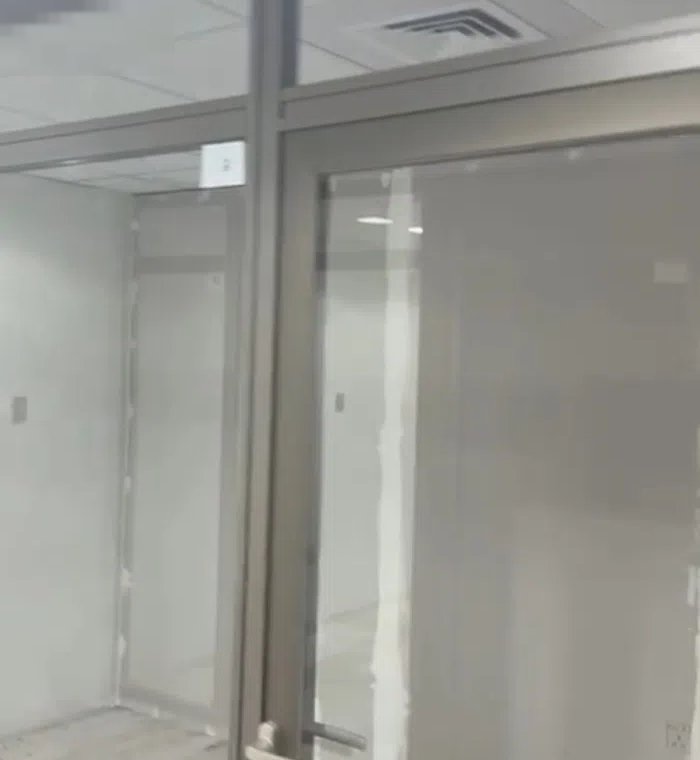 للإيجار مكاتب المباركيه والمنقف  مجمع تجاري سعر مناسب مساحات صغيره  جاهزه