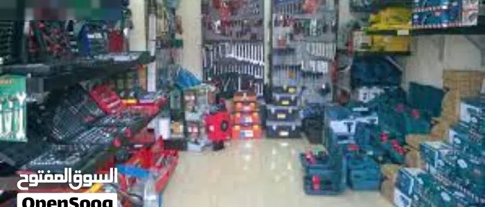 أرض فضاء للإيجار في أمغرة 17,000 م2 مرخصة لتخزين السيارات / Open Yard for Rent in Amghara – 17,000m