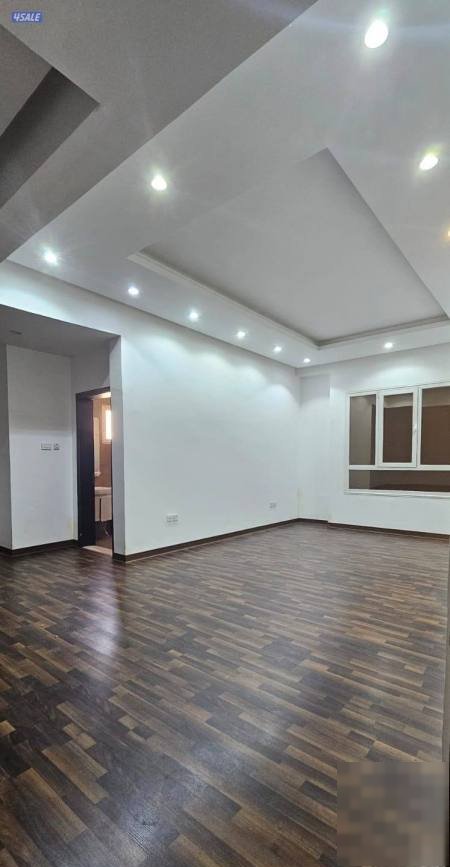 For rent North West Al-Sulaibikhat buildings 850 meet for bargaining