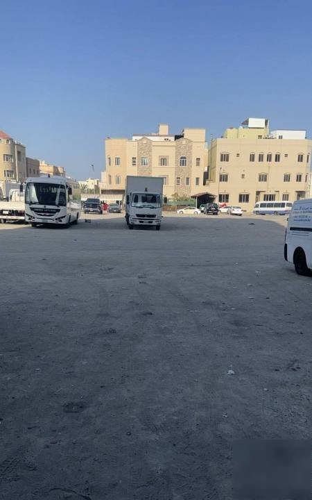Shop in Mangaf