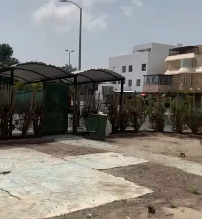 1000 m2 More than 6 bedrooms Villa for Rent in Kuwait City Shamiya