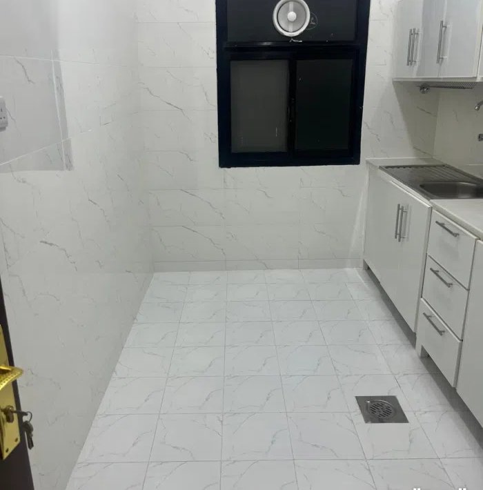 1000 m2 3 Bedrooms Apartments for Rent in Hawally Shaab