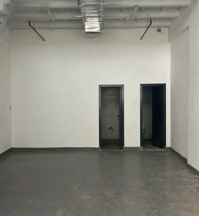 Shop for rent 82 square meters