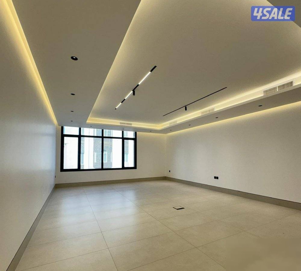 Floor in Kuwait City