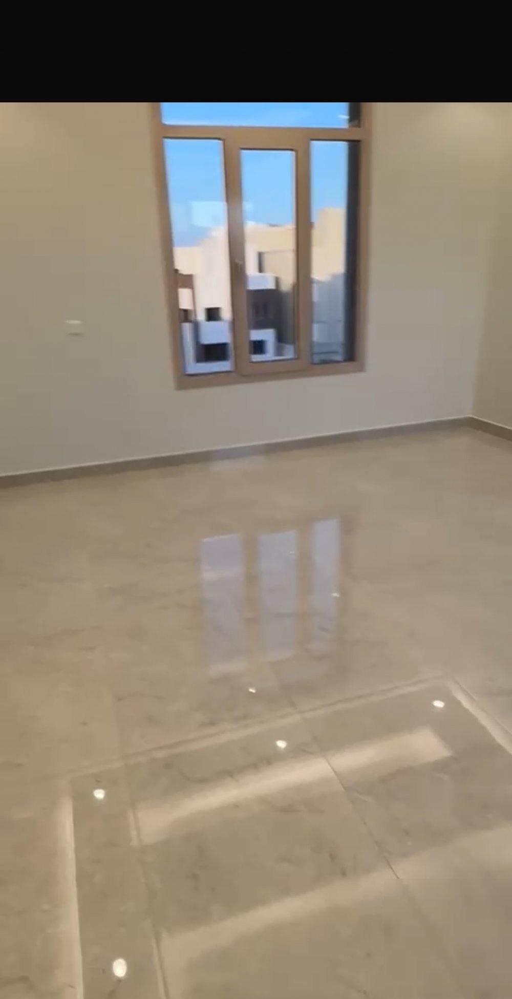 Apartment in West Abdullah Al-mubarak