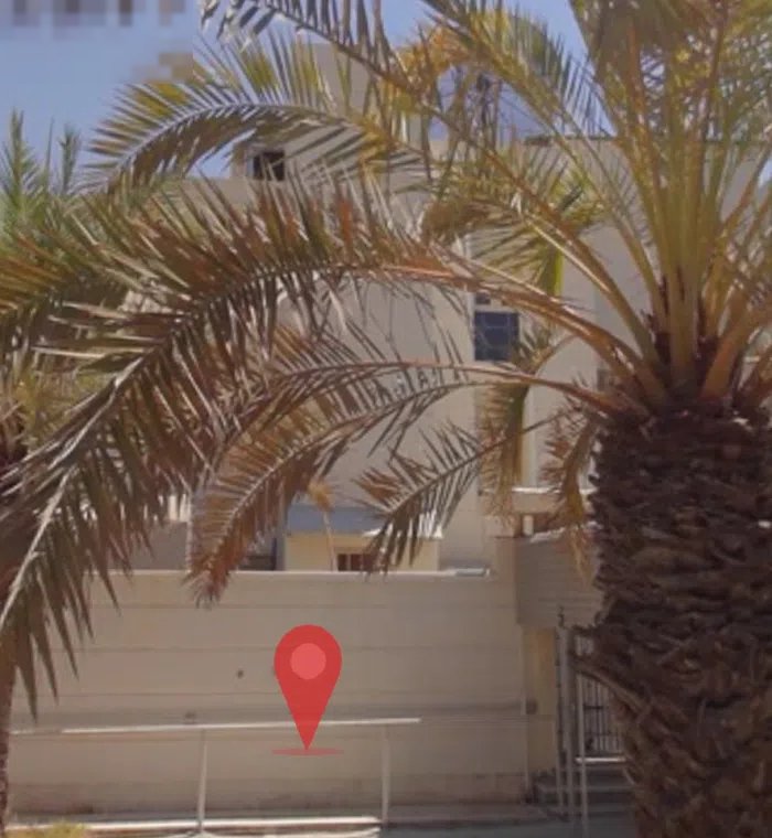 750 m2 More than 6 bedrooms Villa for Sale in Kuwait City Nuzha