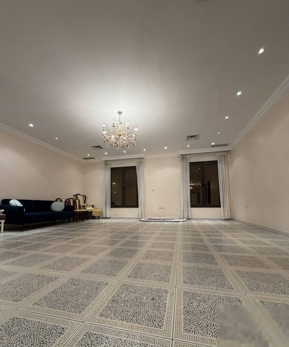 Floor in Fahad Al-ahmad