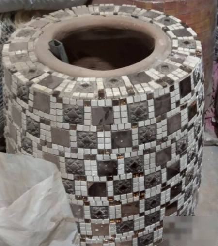 For sale oven Tanour did not use, it is suitable for restaurants and houses