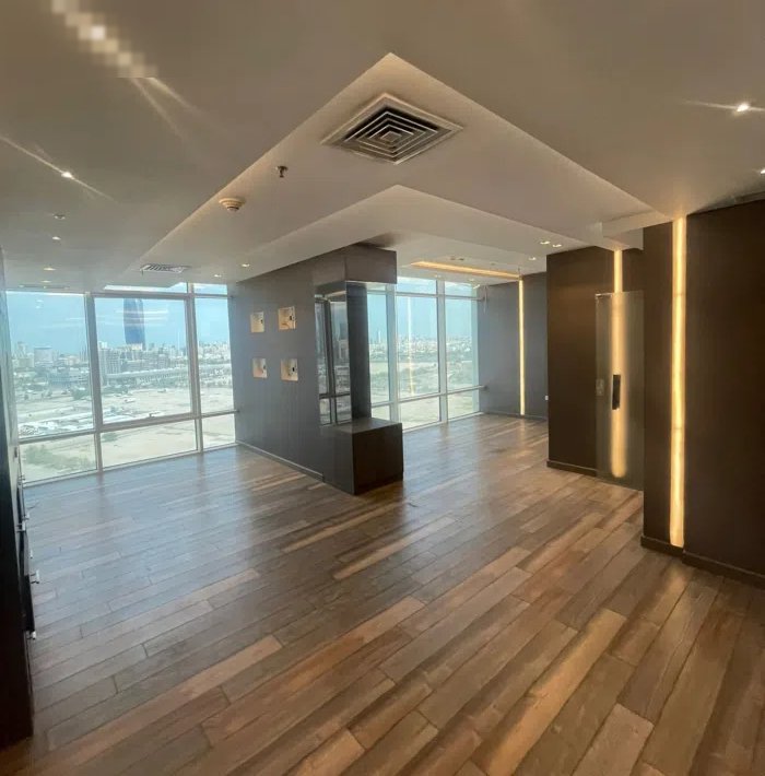 للإيجار مكتب فى المرقاب رقمين الى متشطب مع فترة سماح شهر