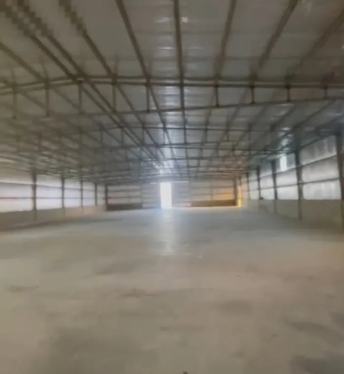 مخزن للإيجار الصليبيه