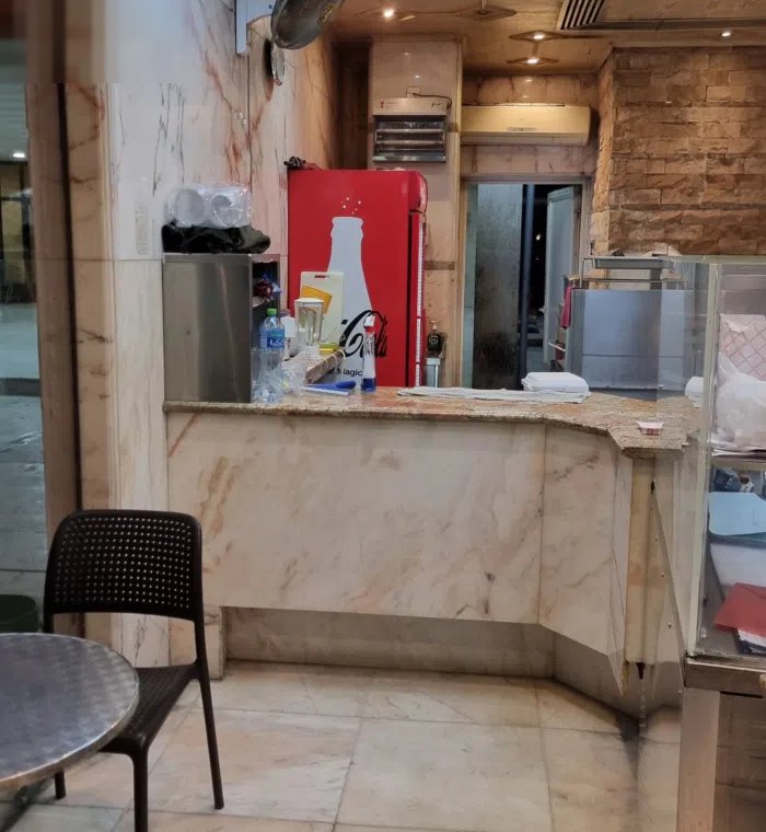 محل للابجار بالجابرية برايم لوكيشن مساحة 82 متر مربع مع دفع خلو