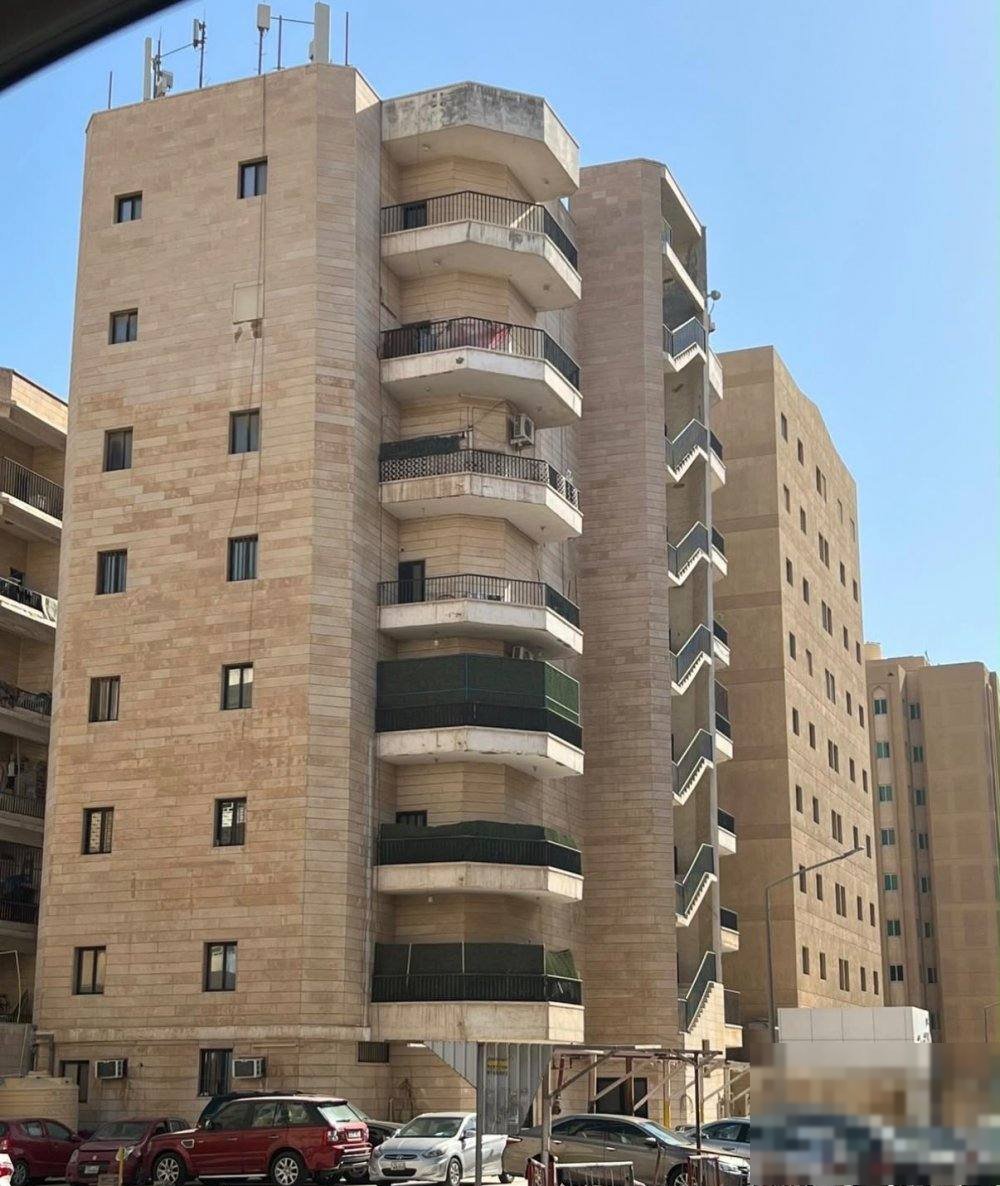Building or floors in Mangaf