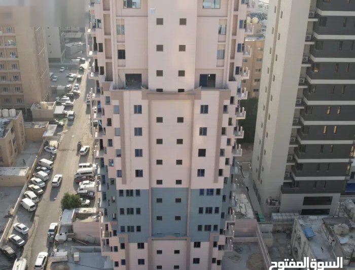 105 m2 3 Bedrooms Apartments for Sale in Kuwait City Bnaid Al-Qar
