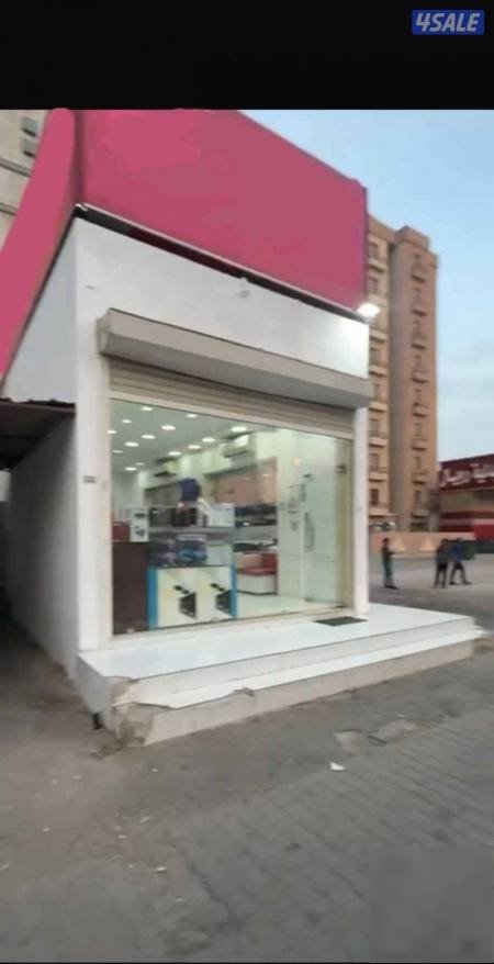 Shop 44 meter angle square complete front hospital high from all directions vision complete