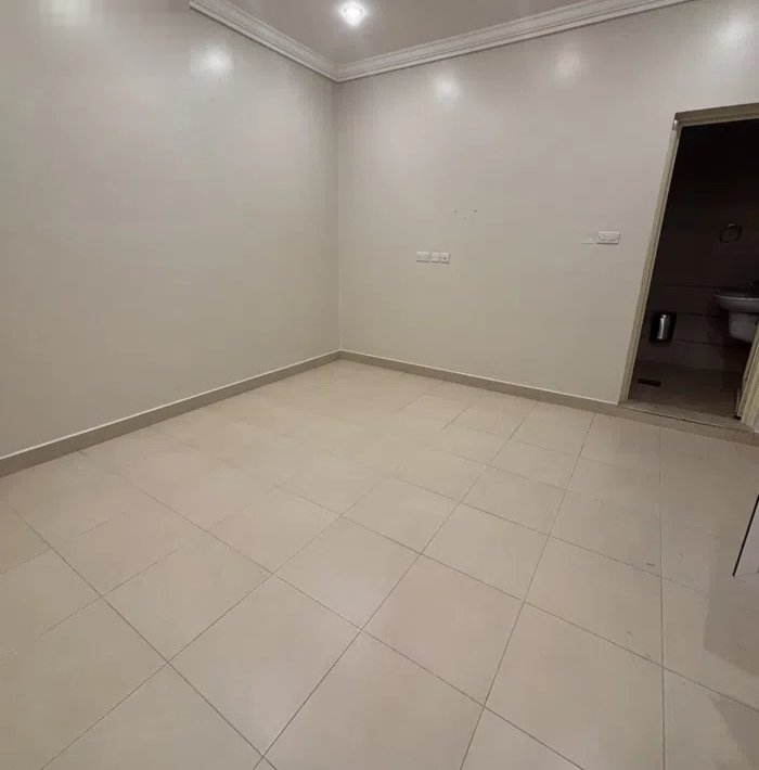 400 m2 5 Bedrooms Townhouse for Rent in Al Jahra Qairawan