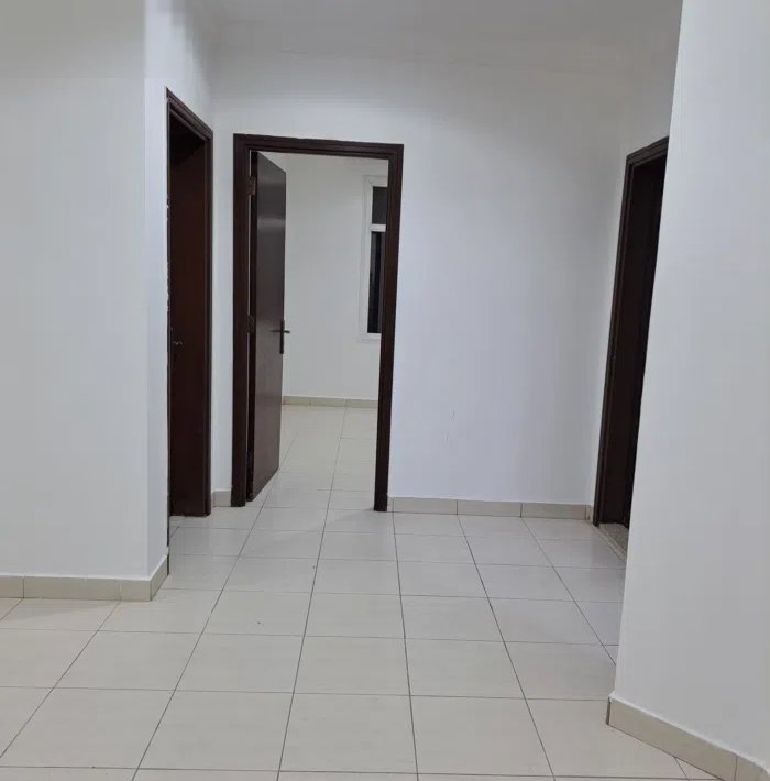 80 m2 3 Bedrooms Apartments for Rent in Hawally Hawally