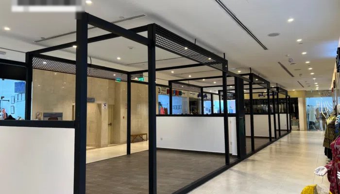 محلات للايجار في مجمع راقي بالقبلة بمساحات واسعة وأسعار تنافسية من المالك مباشرة بدون خلو او عمولة