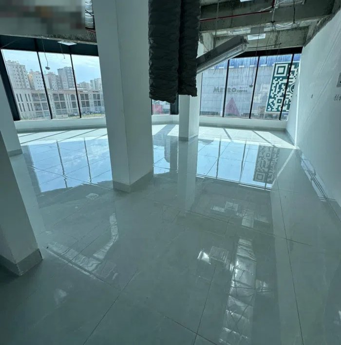 دور الميزانيين داخل مجمع بالفروانيه مساحه 500.m