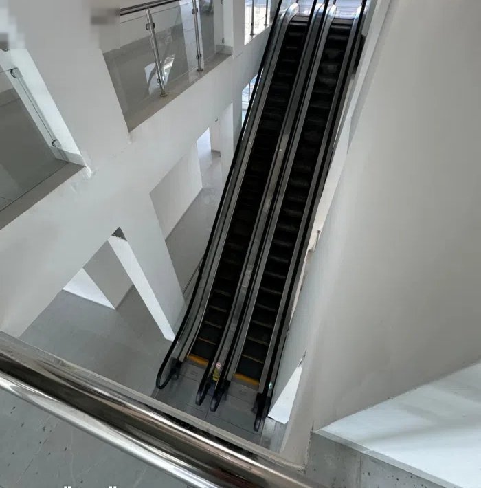 دور الميزانيين داخل مجمع بالفروانيه مساحه 500.m