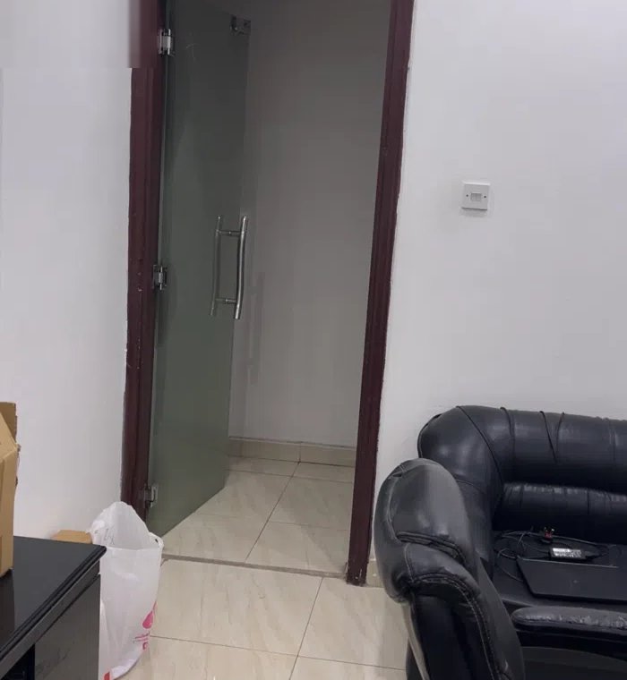 مكتب للتنازل بمنطقه الفحيحيل