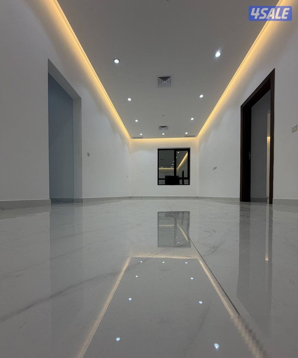 Apartment in Omariya