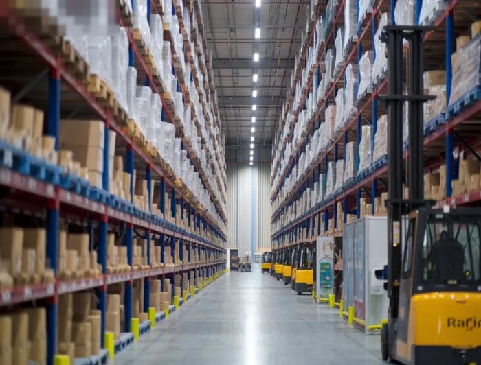 هنجر صناعي للإيجار بالري مرخص بالكامل – Licensed Industrial Hangar for Rent Al Rai