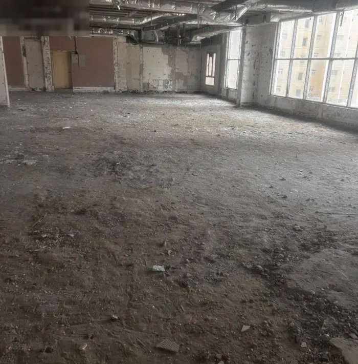 للإيجار دور تجاري