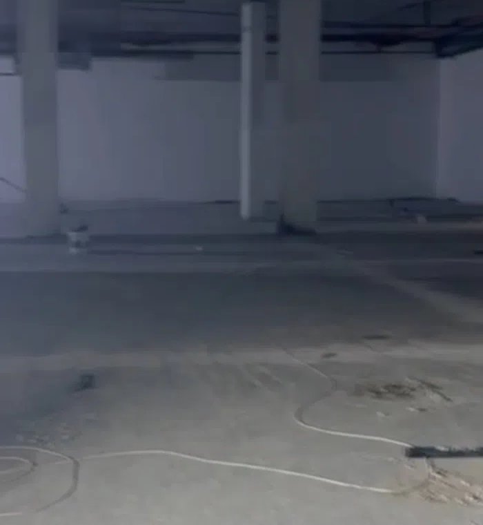 للإيجار سردابين مساحه  الأول 1000 متر والتاني 1038 متر منطقه الري