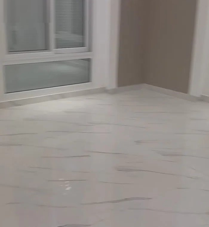 375 m2 5 Bedrooms Villa for Rent in Hawally Zahra